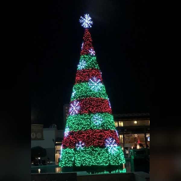 Giant Illuminated Tree Lights Manufacturer for Municipal & Commercial Projects